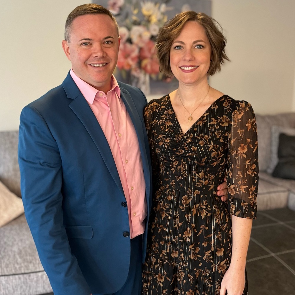 Like this post to bookmark my closet. ❤️❤️